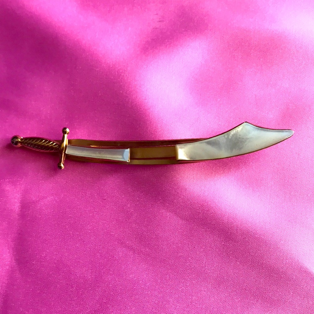 Swank mother of pearl  gold tone tie clip.